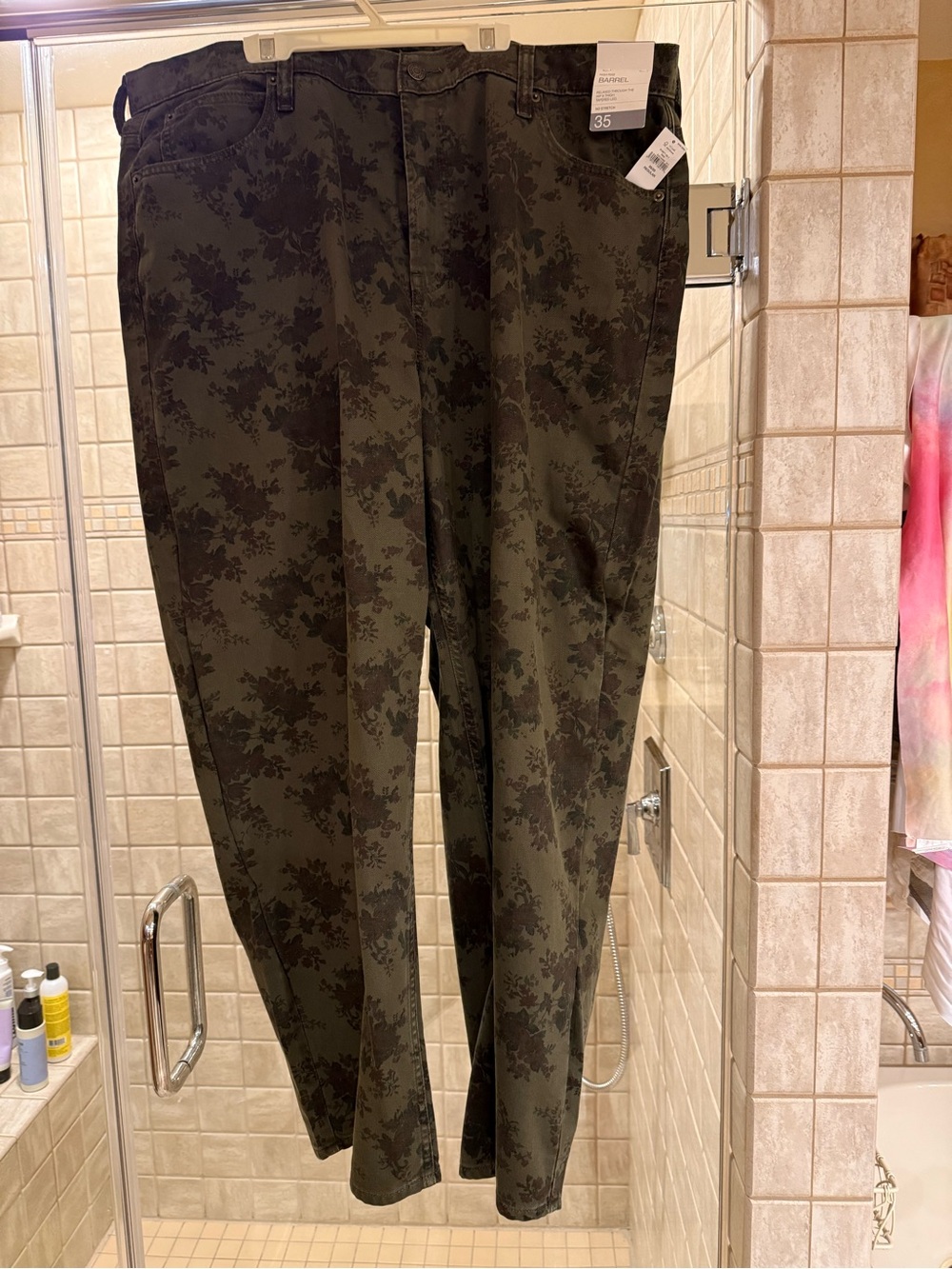 GAP High-Rise Floral Jeans in Dark Olive